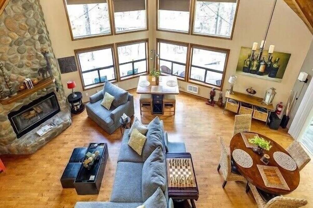 Photo of Livingroom in Munds Park