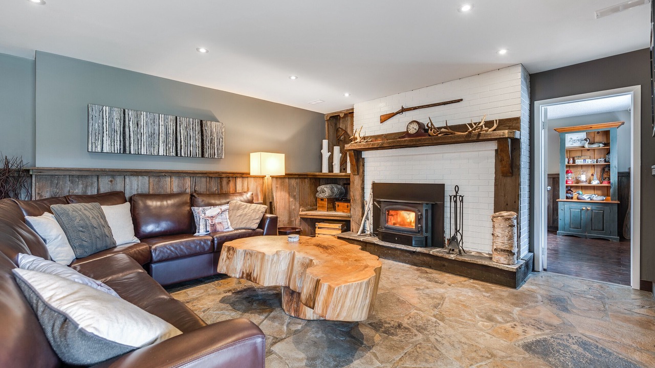 Photo of Livingroom in Milton