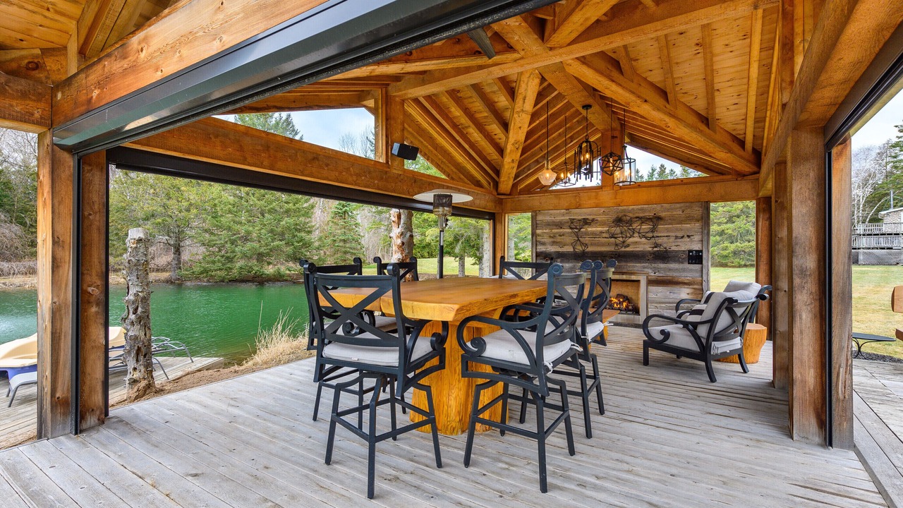 Photo of Patio Balcony in Milton