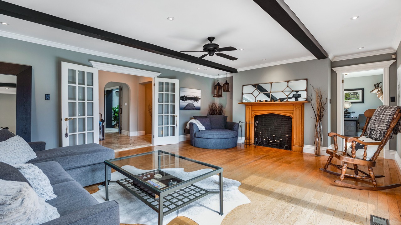Photo of Livingroom in Milton