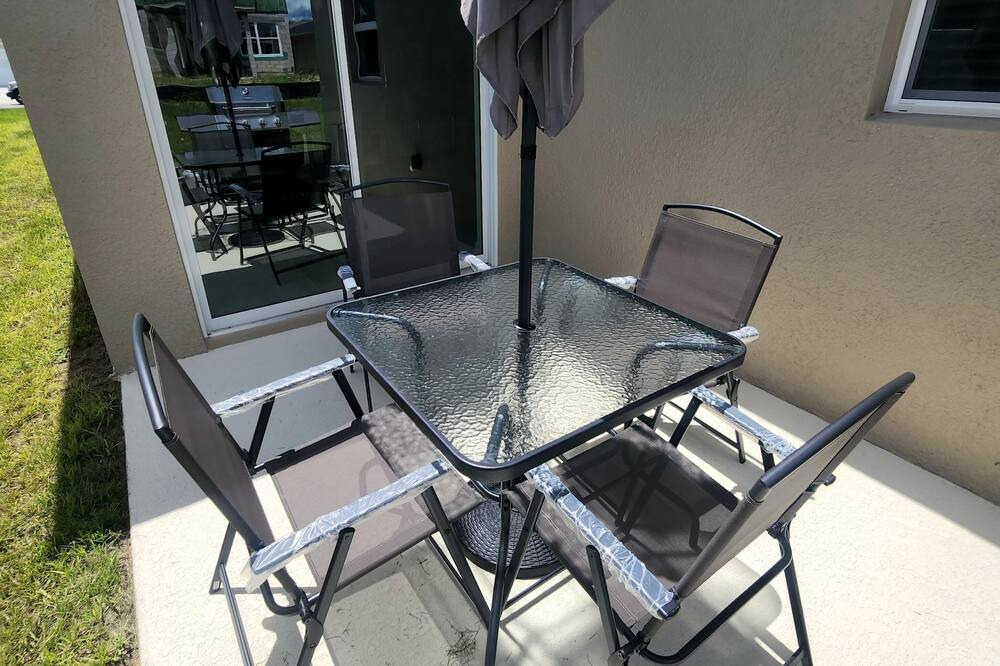 Photo of Patio Balcony in Wellington