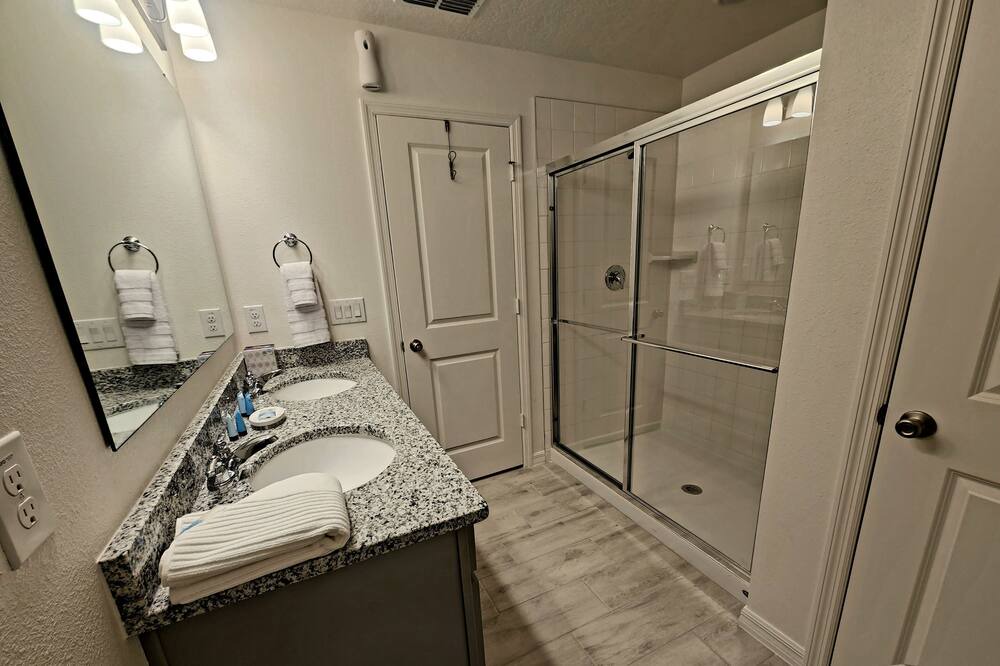 Photo of Bathroom in Wellington