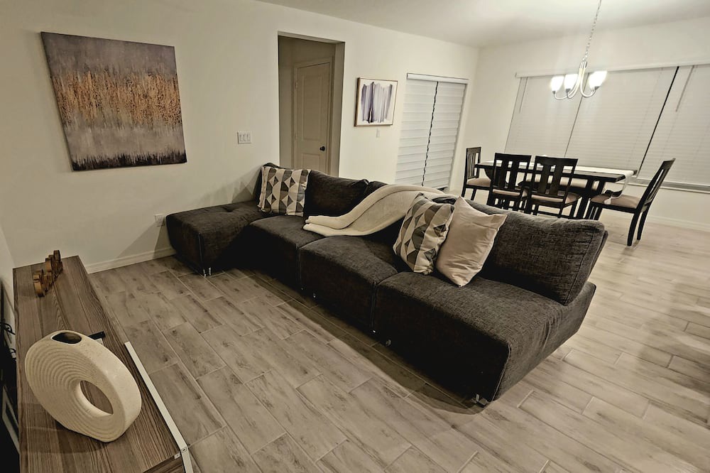 Photo of Livingroom in Wellington