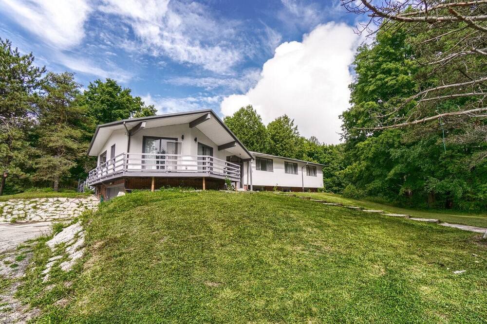 Photo of Outdoor in Caledon