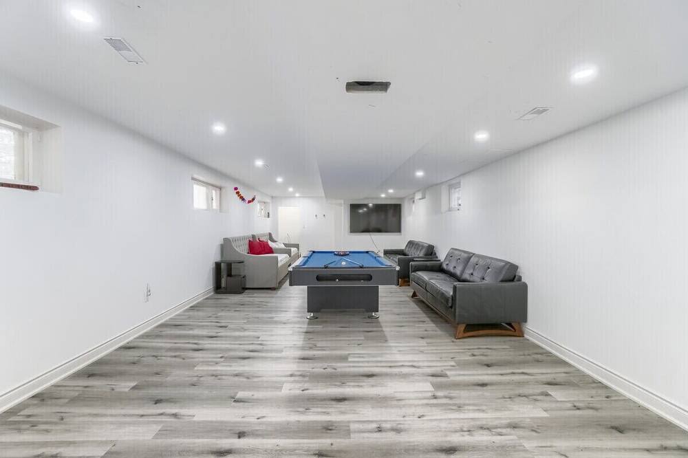 Photo of Livingroom in Caledon