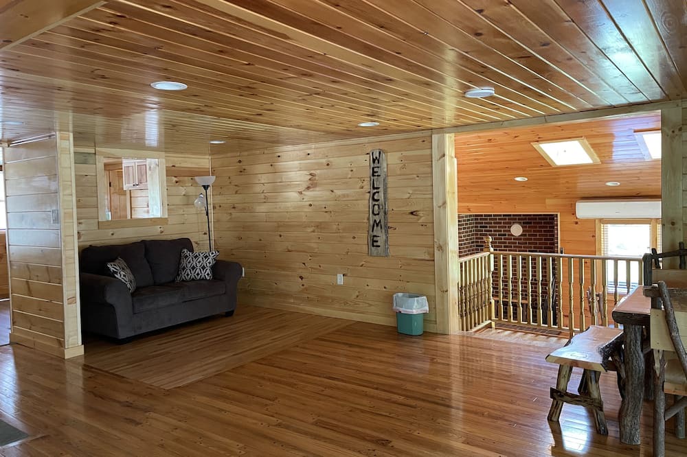 Photo of Livingroom in Woodward