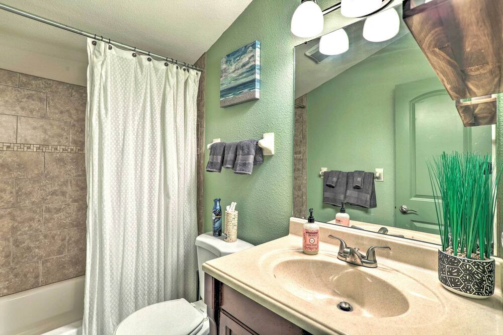 Photo of Bathroom in Historic Old Northeast