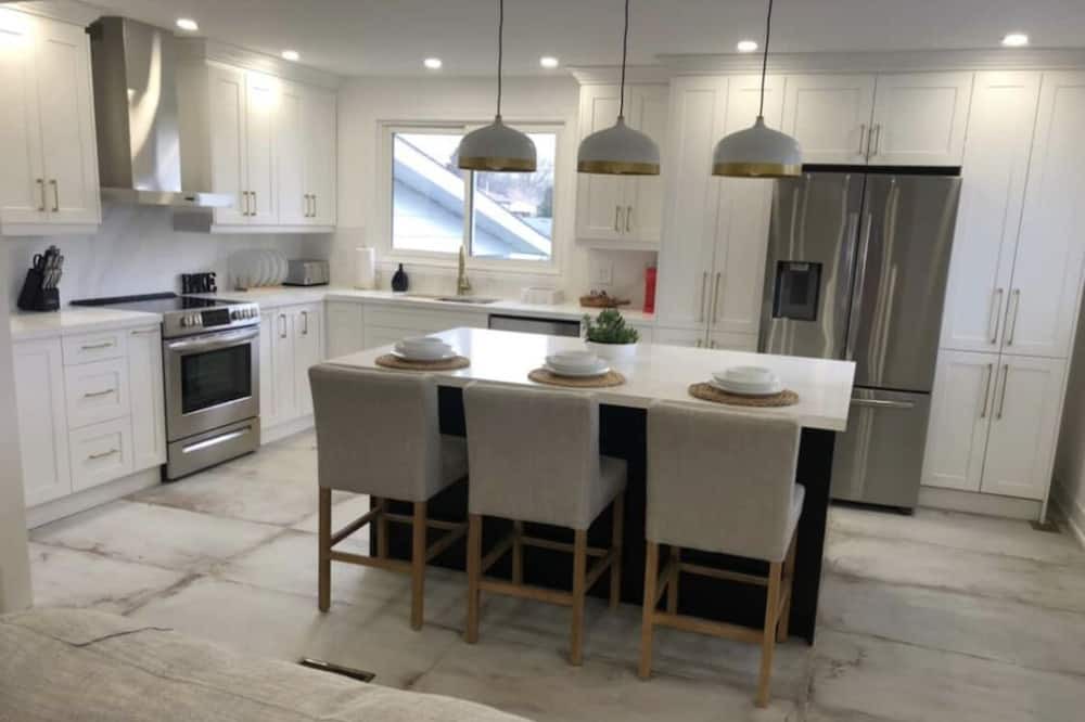 Photo of Kitchen in Owen Sound