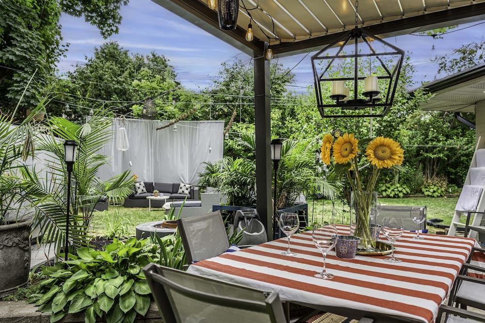 Photo of Patio Balcony in Etobicoke
