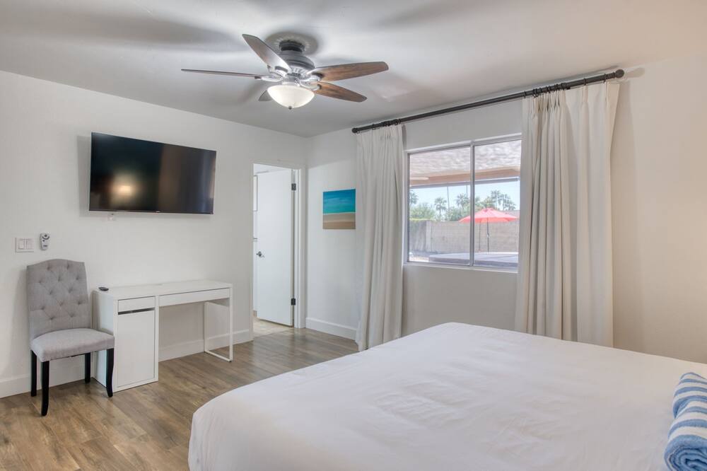 Photo of Bedroom in Glendale