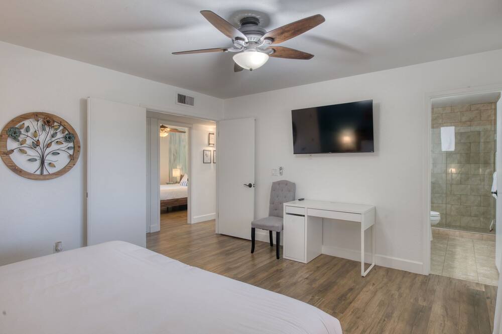 Photo of Bedroom in Glendale