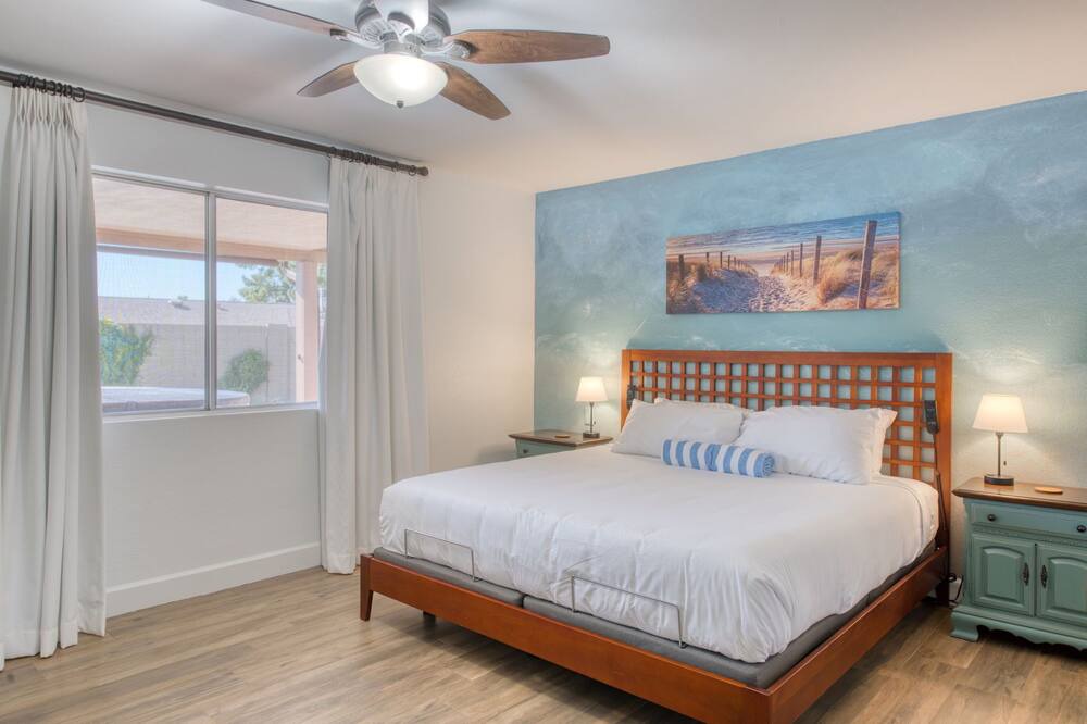Photo of Bedroom in Glendale