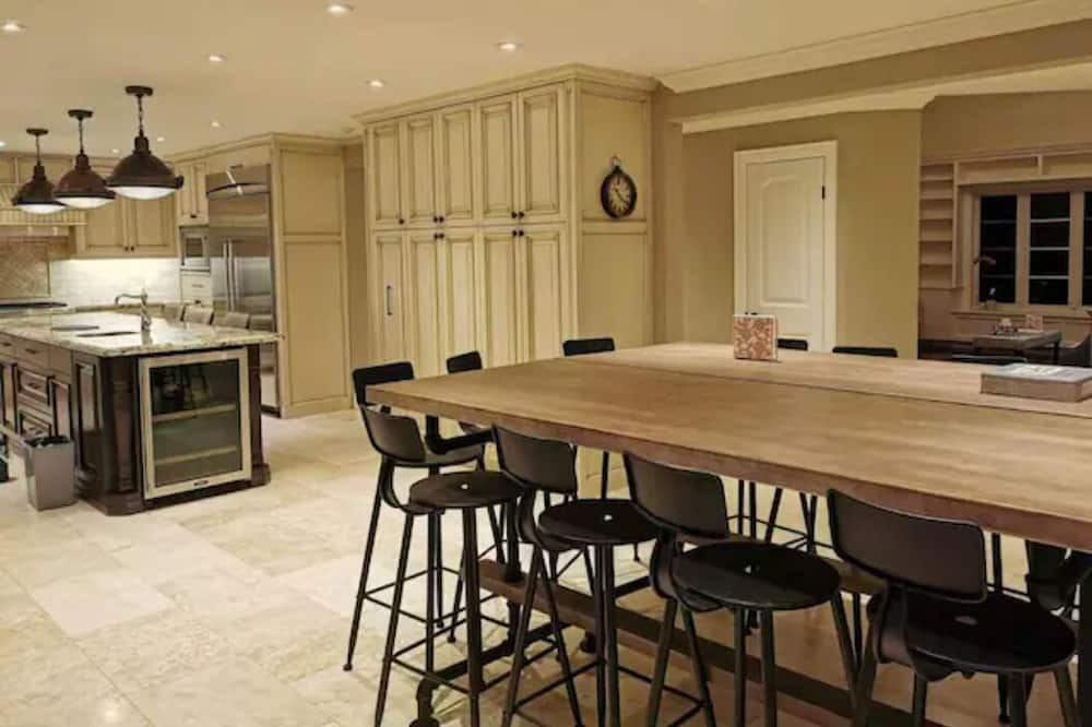 Photo of Kitchen in King