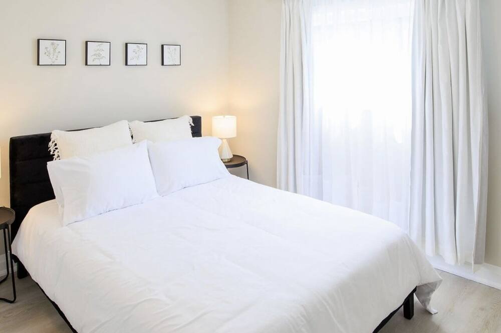 Photo of Bedroom in Hamilton