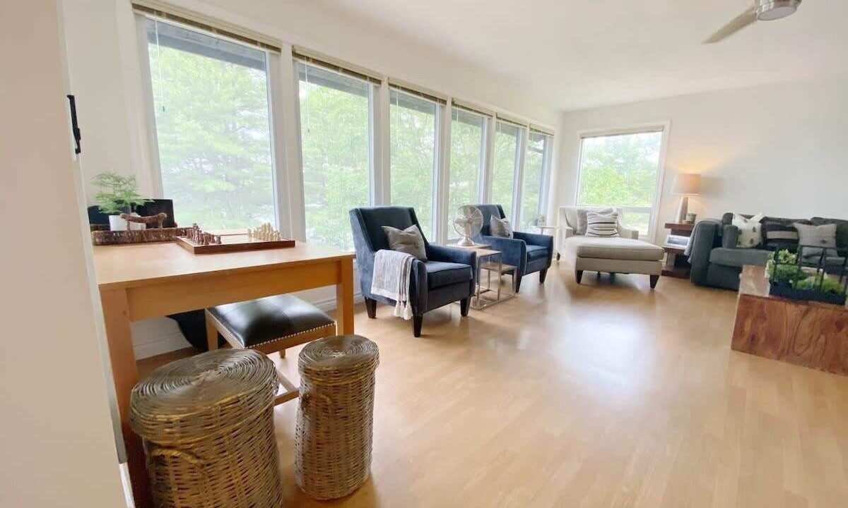 Photo of Livingroom in Georgian Bay