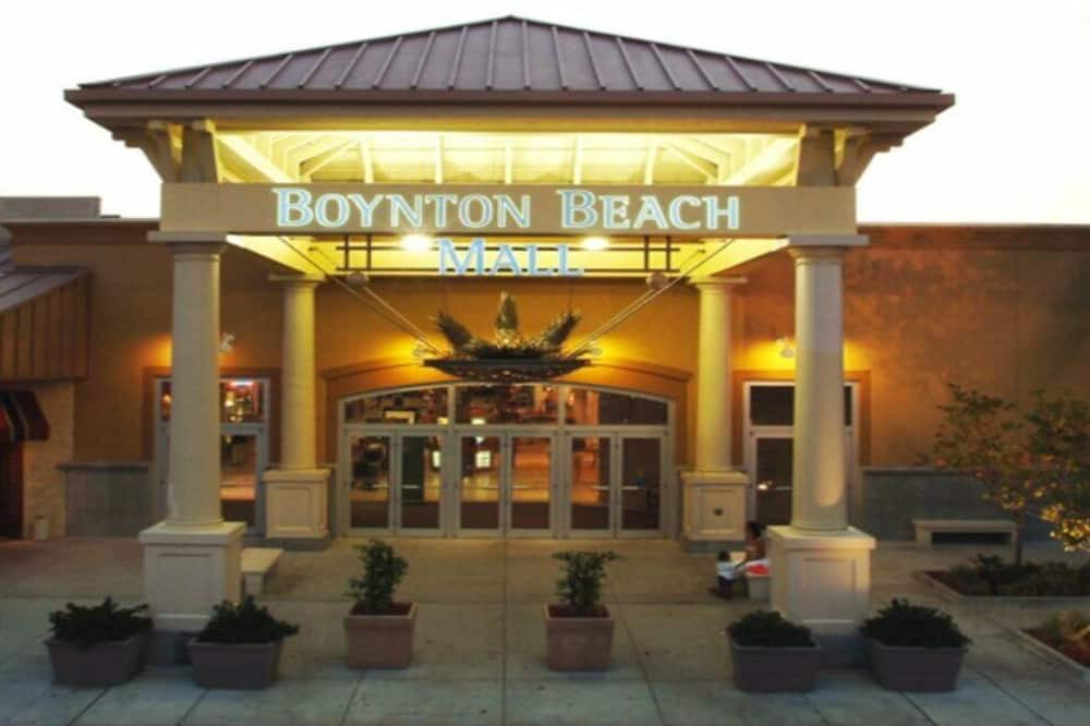 Photo of Outdoor in Boynton Beach