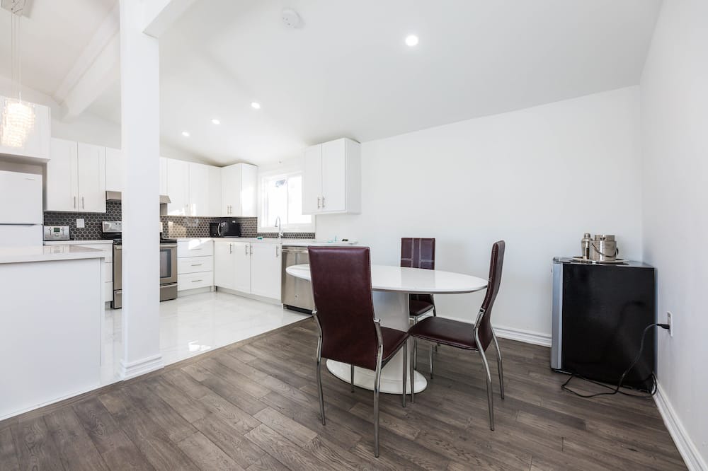 Photo of Kitchen in Mono