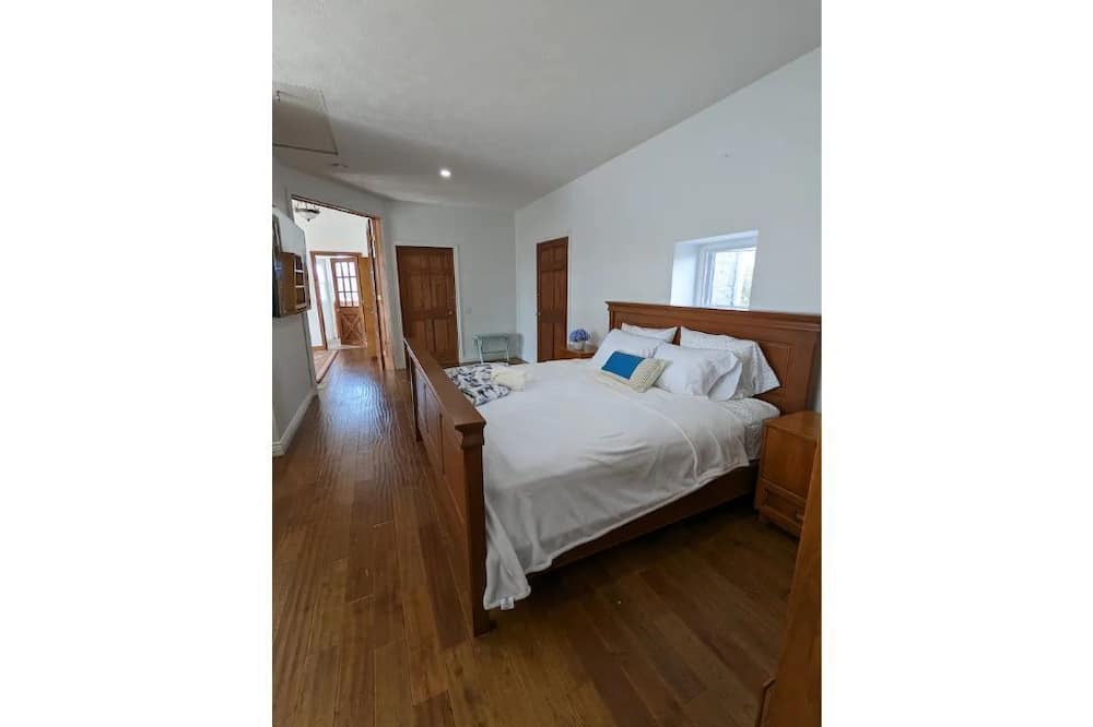 Photo of Bedroom in Northern Bruce Peninsula