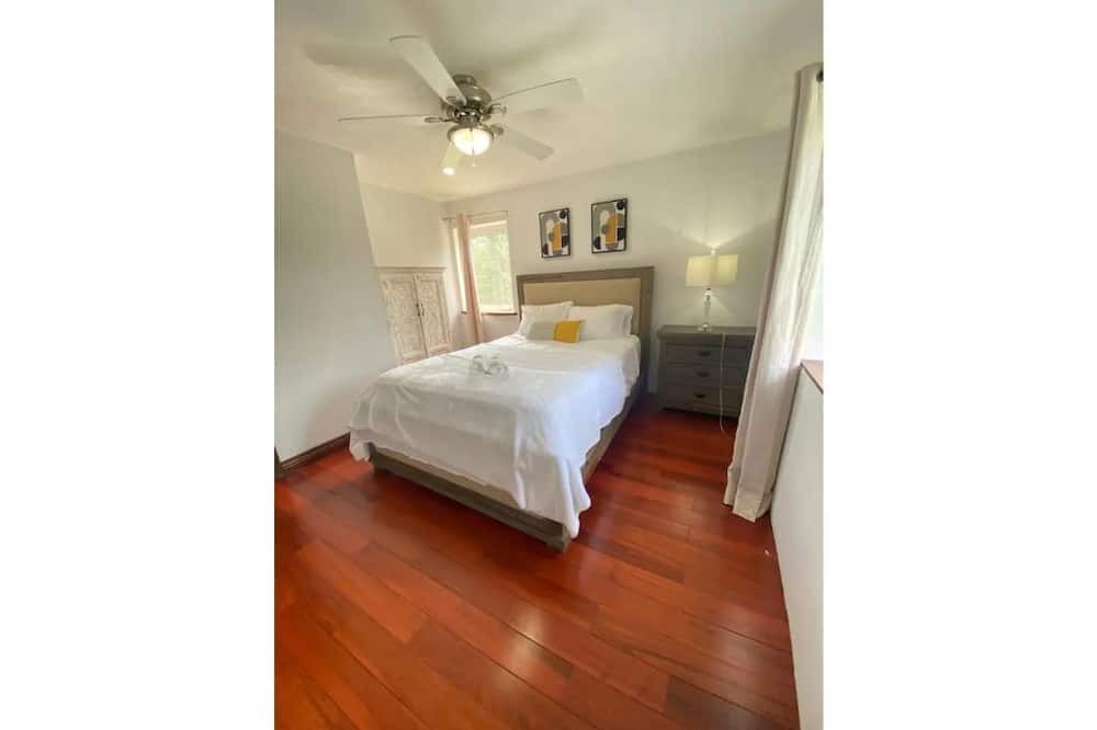 Photo of Bedroom in Northern Bruce Peninsula