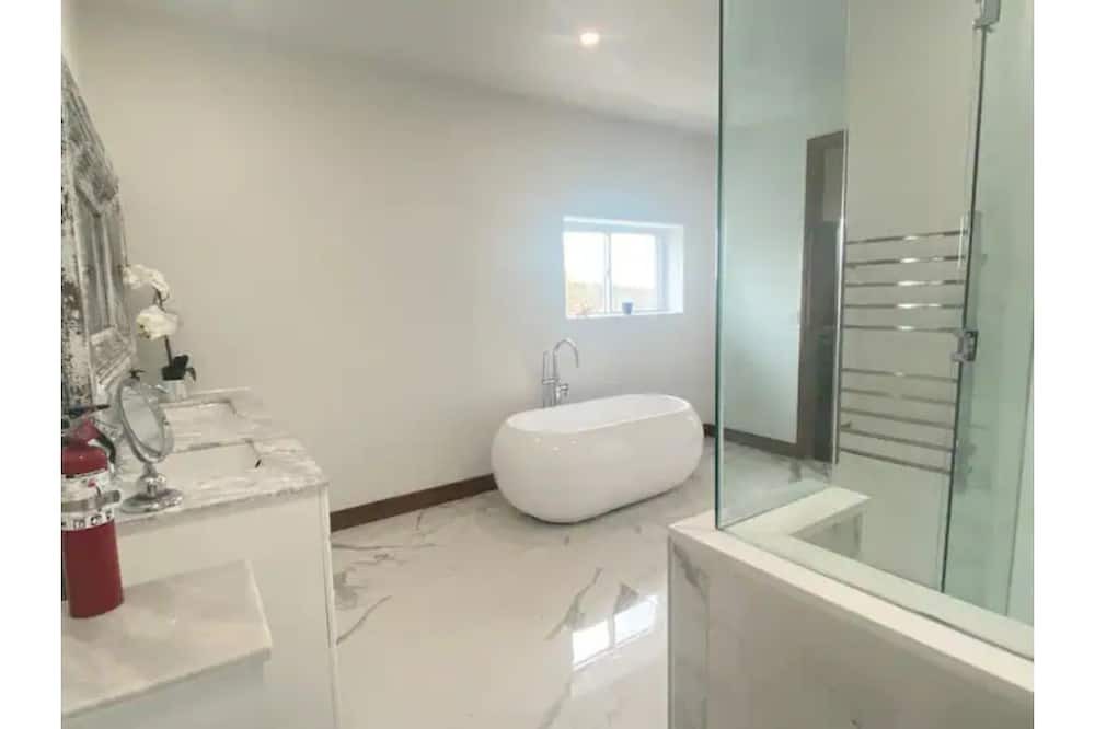 Photo of Bathroom in Northern Bruce Peninsula
