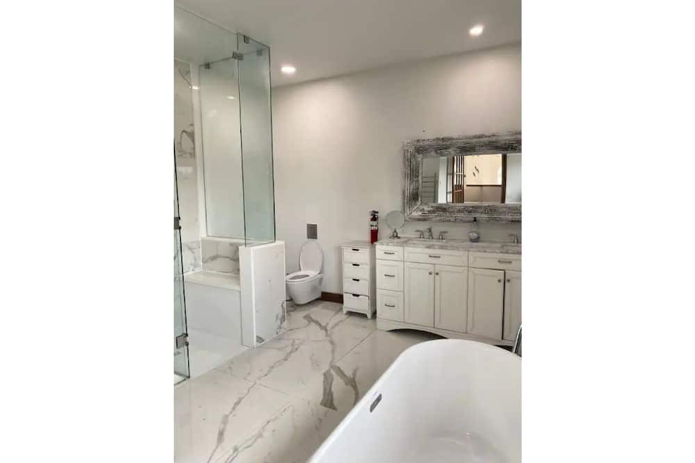 Photo of Bedroom in Northern Bruce Peninsula