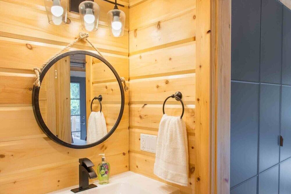 Photo of Bathroom in Northern Bruce Peninsula