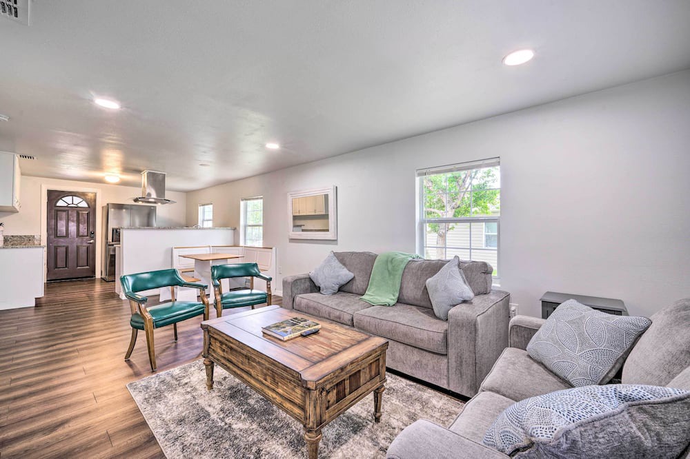 Photo of Livingroom in Lake Wales