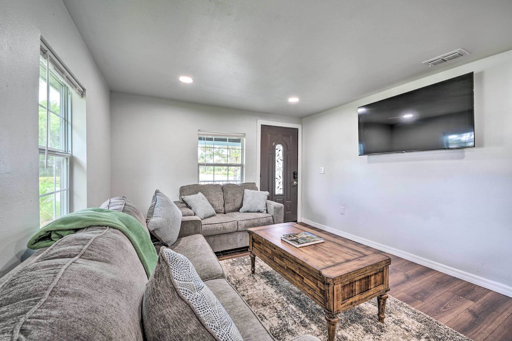 Photo of Bedroom in Lake Wales