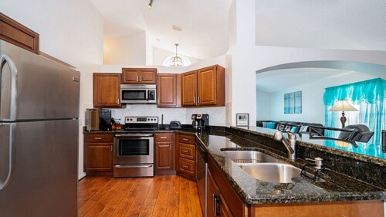 Photo of Kitchen in Crescent Lakes