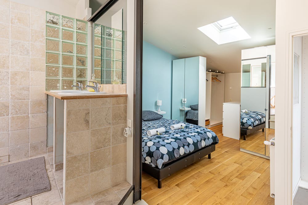 Photo of Bedroom in Vincennes