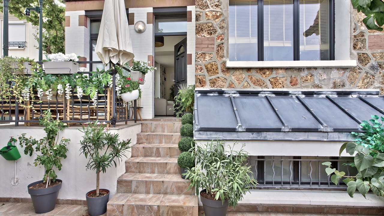 Photo of Outdoor in Puteaux