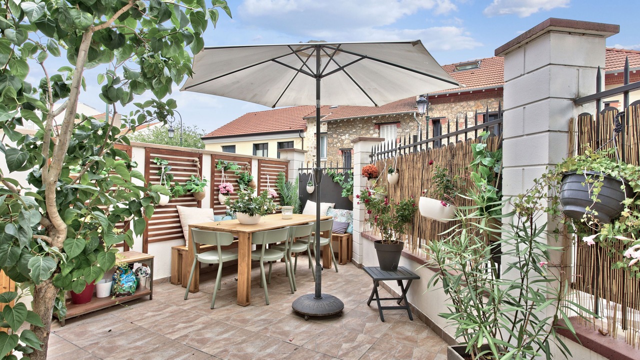 Photo of Outdoor in Puteaux