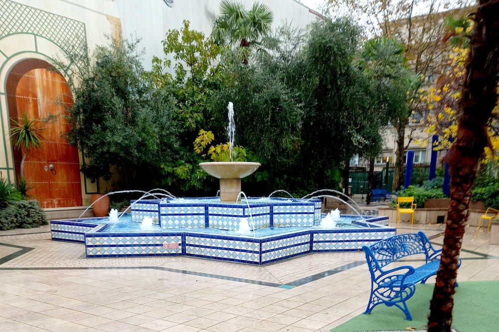 Photo of Outdoor in Puteaux