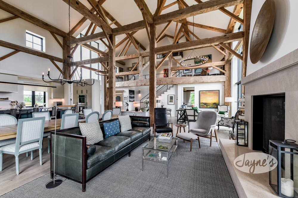 Photo of Livingroom in The Blue Mountains