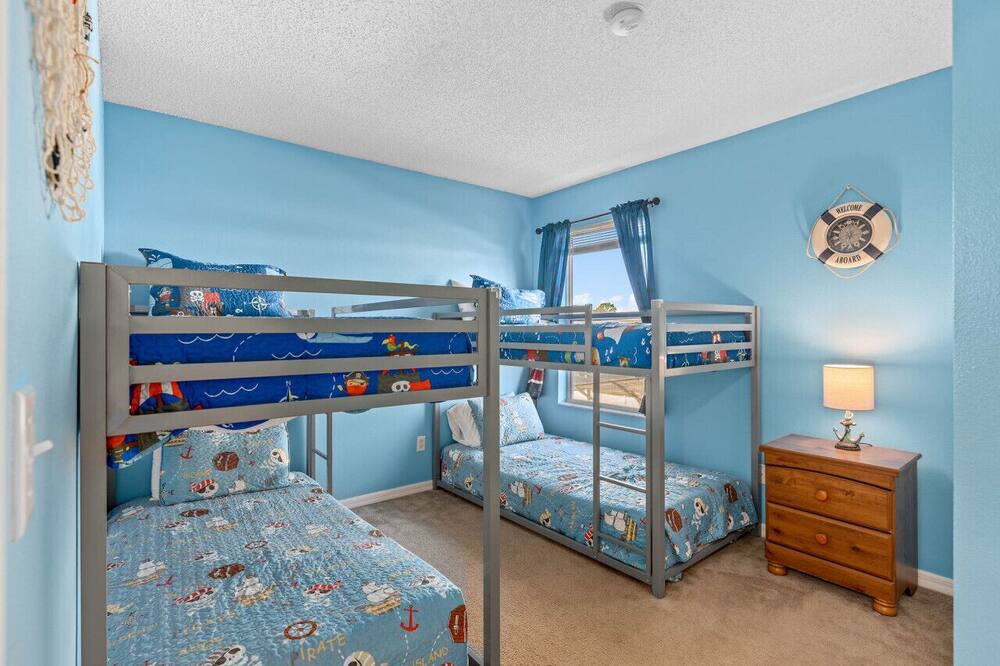 Photo of Bedroom in Seasons