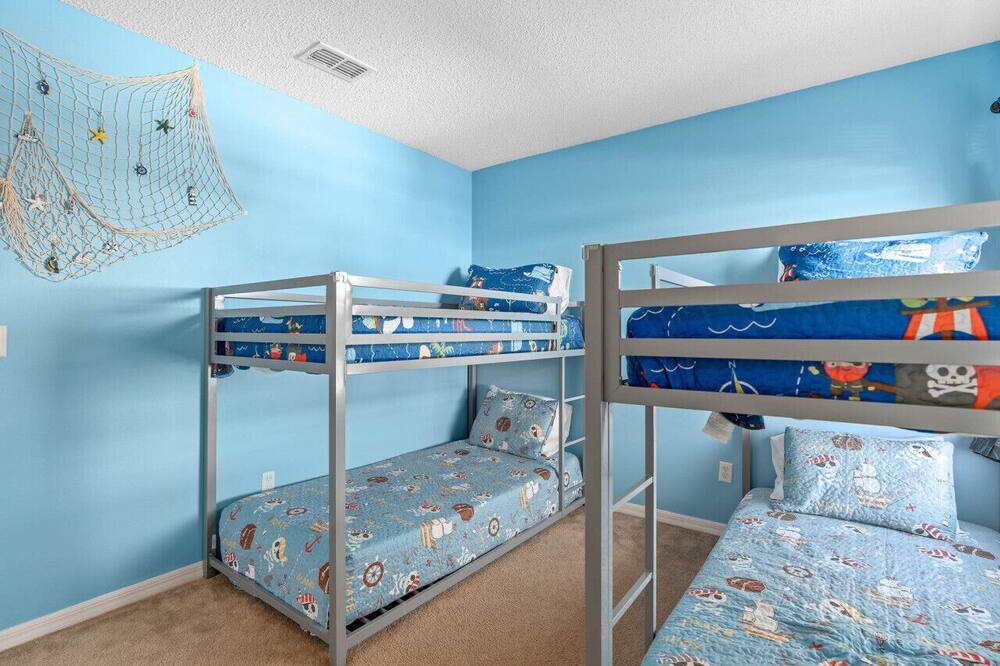 Photo of Bedroom in Seasons