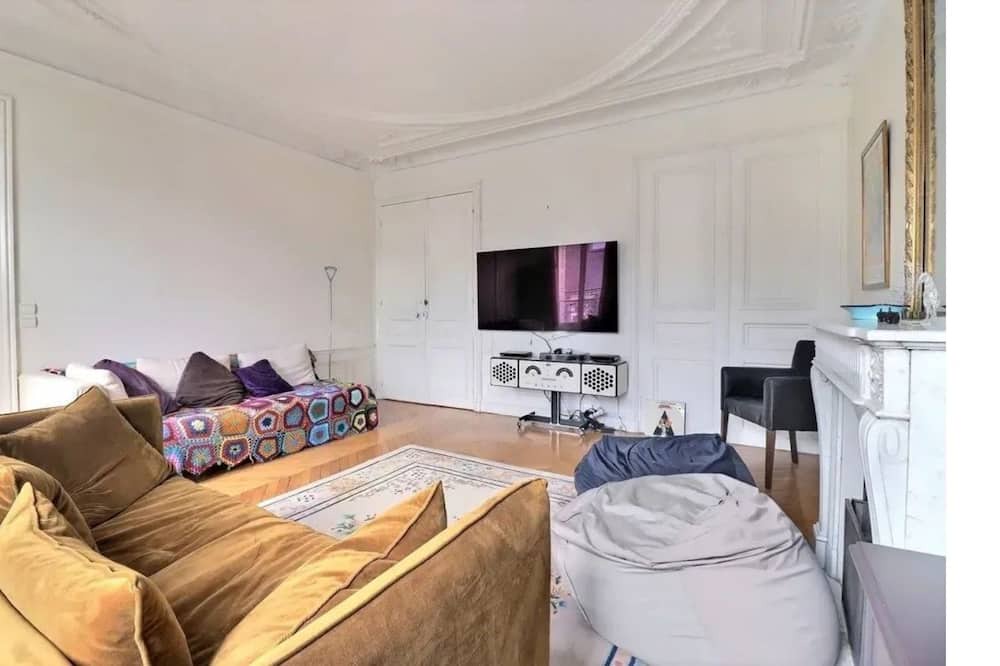 Photo of Livingroom in Val-de-Grace