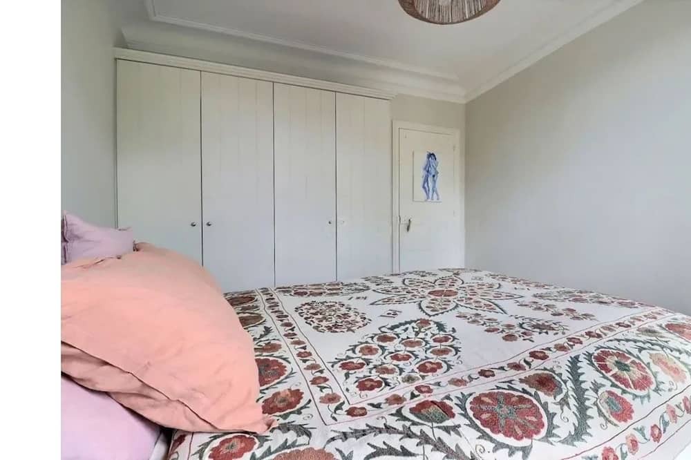 Photo of Bedroom in Val-de-Grace