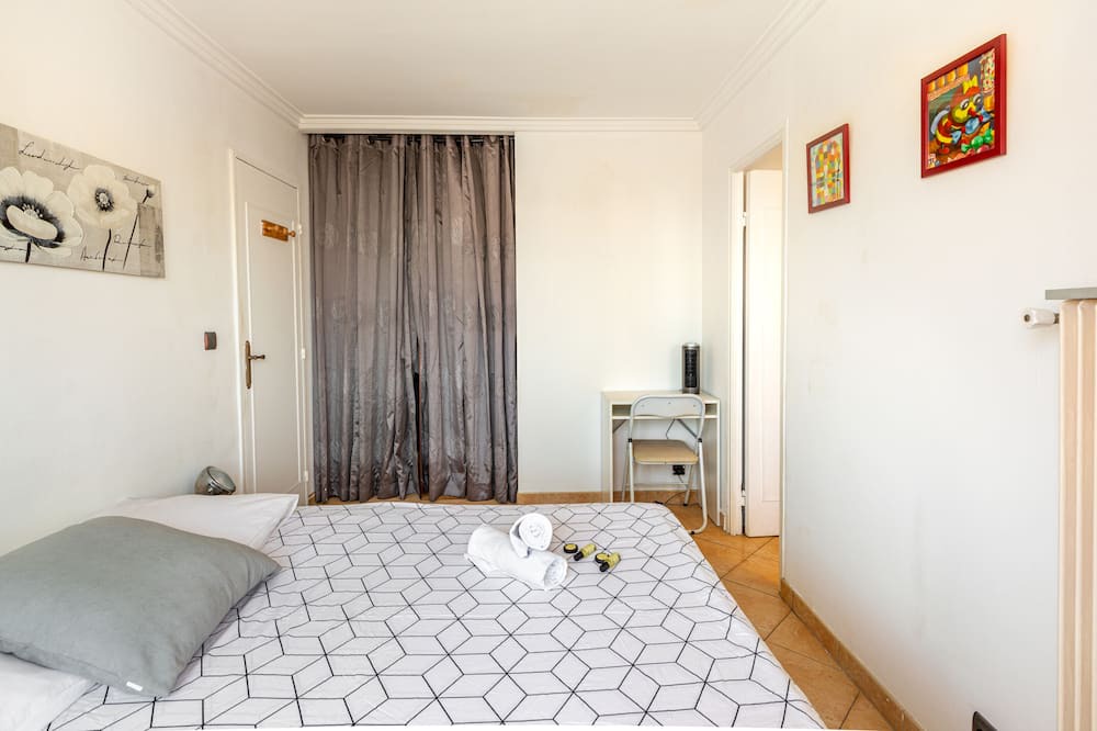 Photo of Bedroom in Louis Bertrand-Mirabeau-Semard