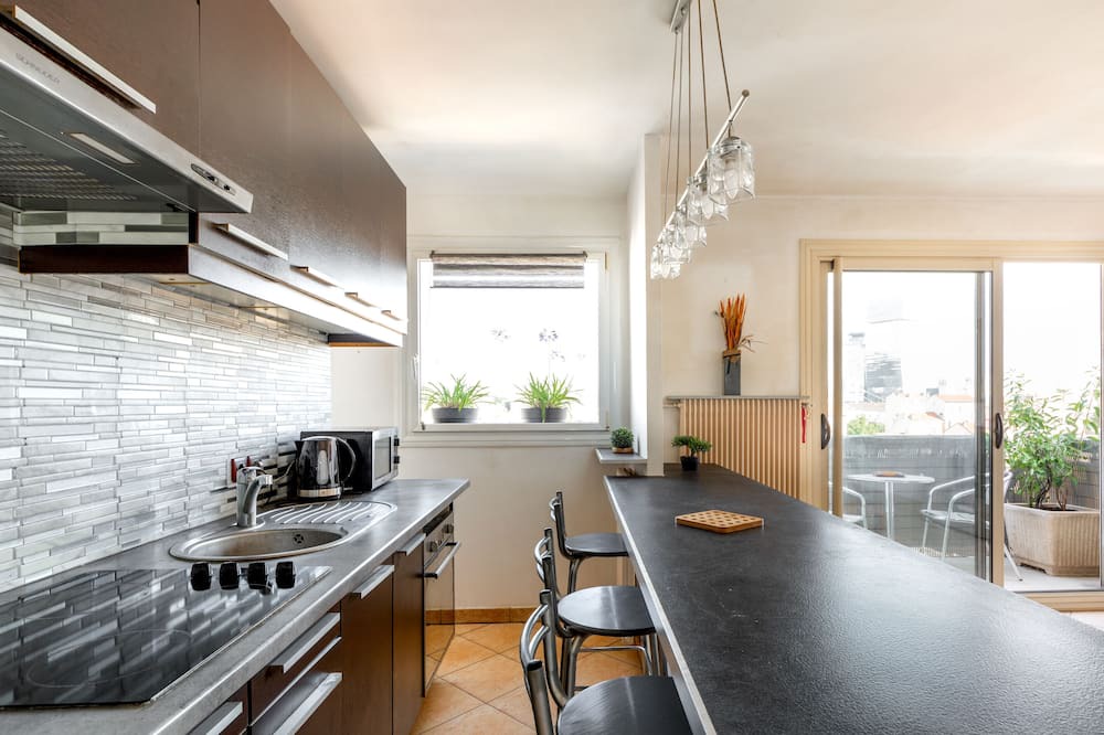 Photo of Kitchen in Louis Bertrand-Mirabeau-Semard