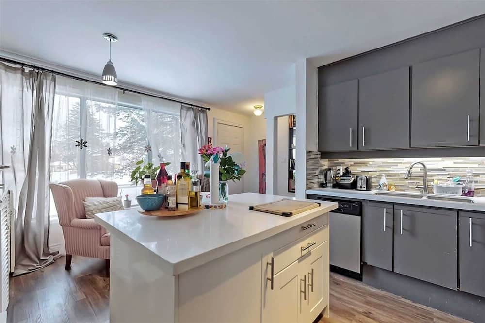 Photo of Kitchen in Aurora