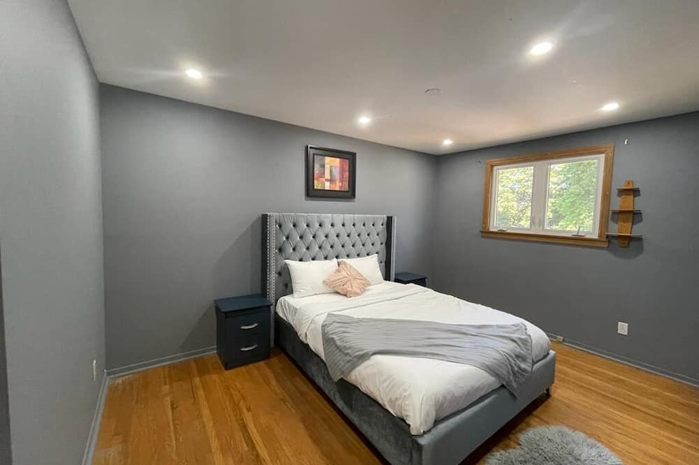 Photo of Bedroom in Brampton