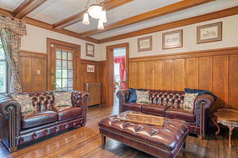 Photo of Livingroom in Simcoe