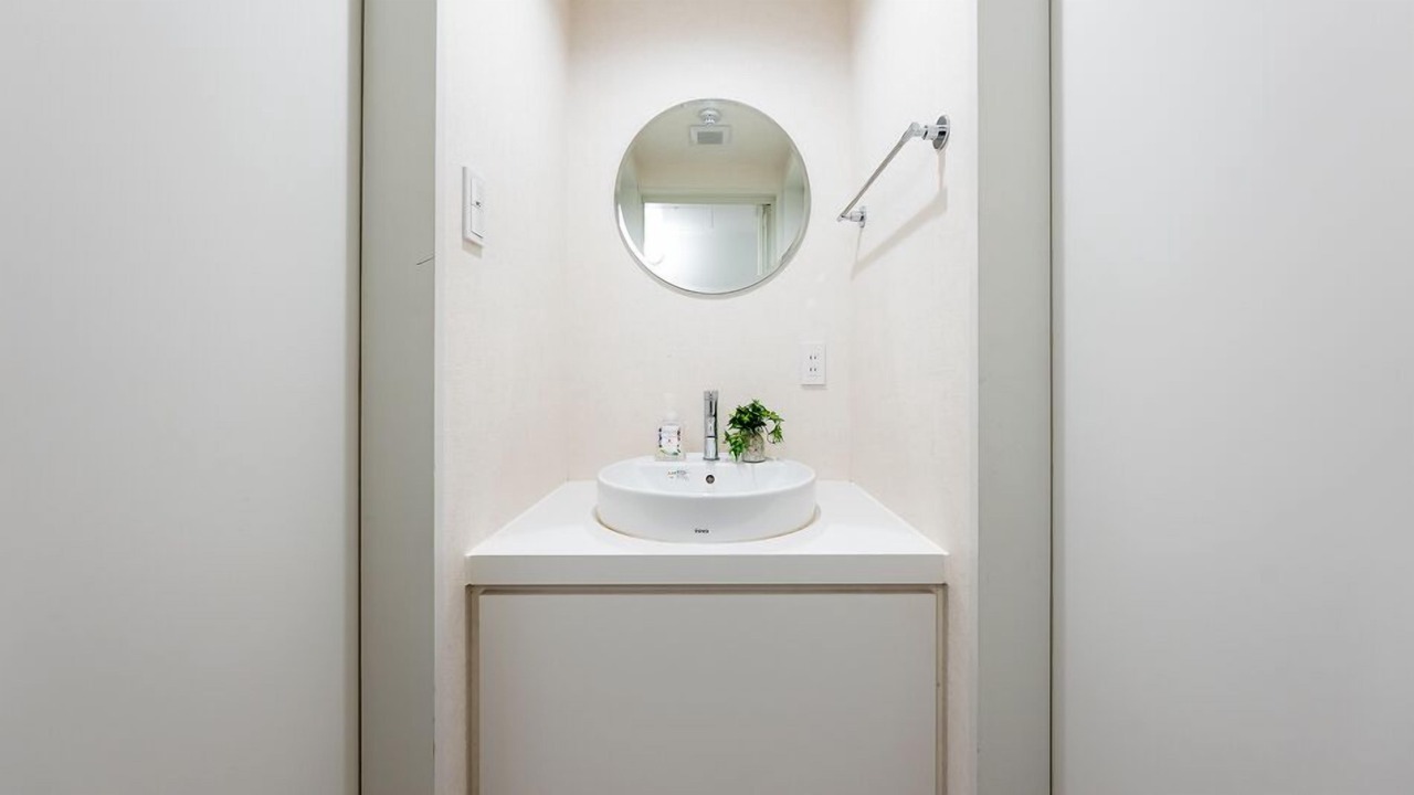 Photo of Bathroom in Chinatown