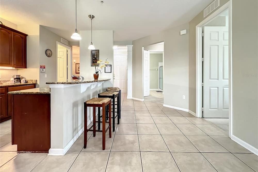 Photo of Kitchen in Florida Center