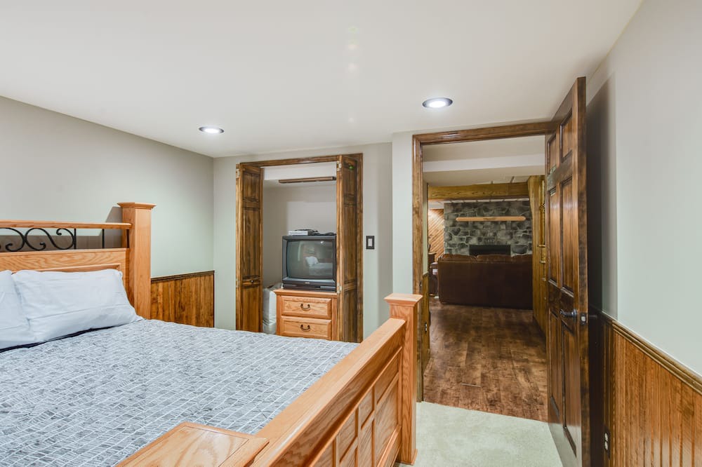 Photo of Bedroom in Reedsville
