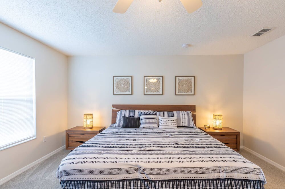 Photo of Bedroom in Poinciana