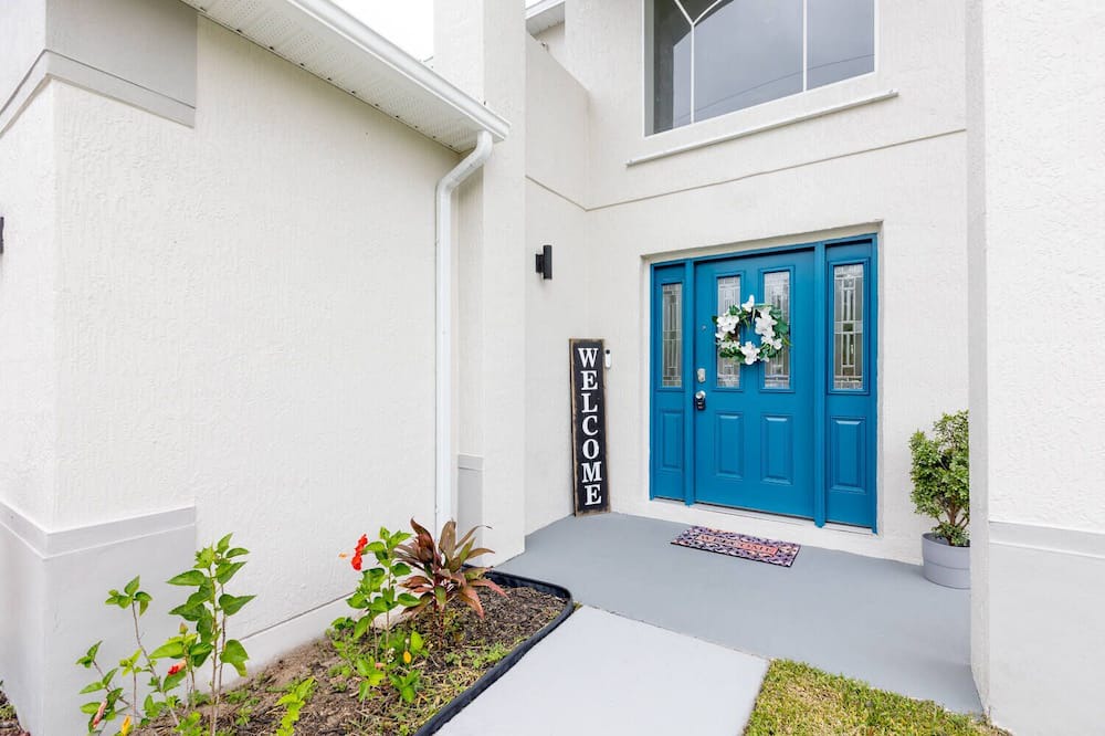 Photo of Outdoor in Poinciana