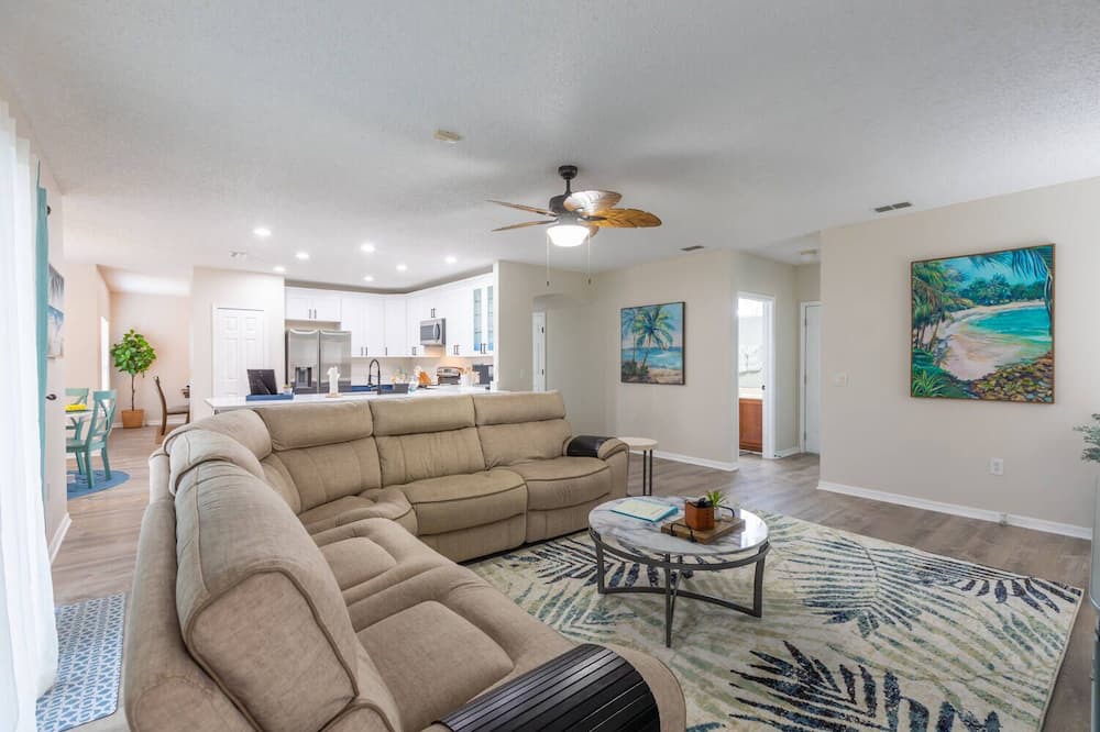Photo of Livingroom in Poinciana
