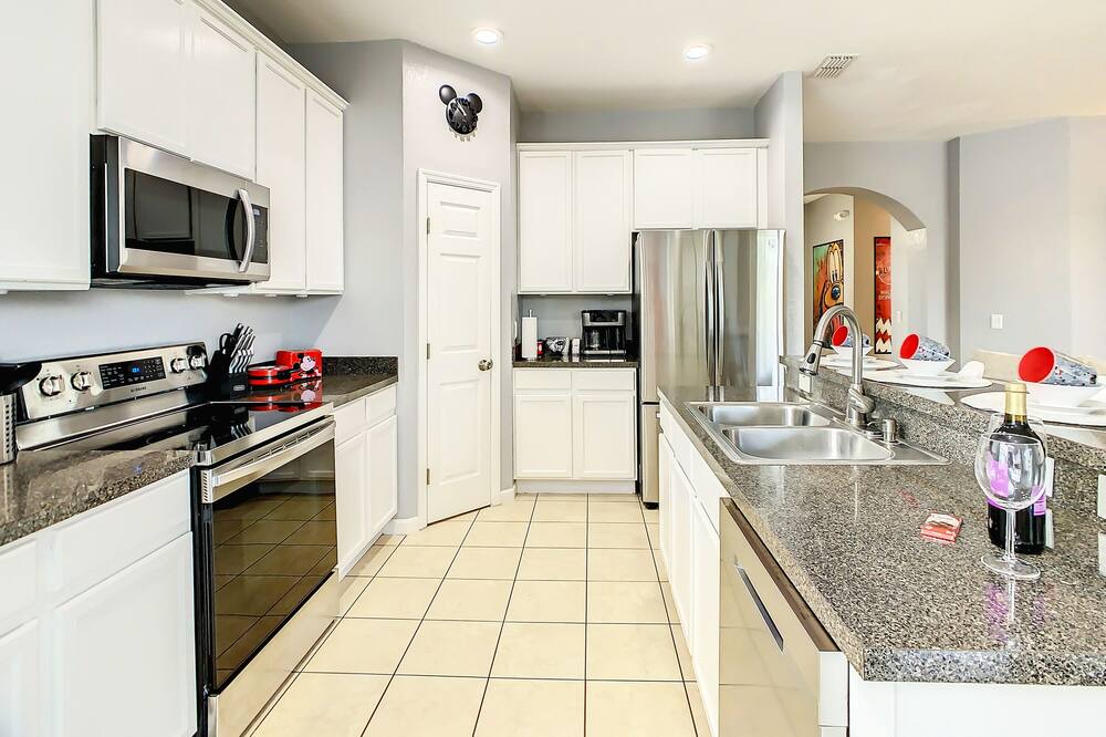 Photo of Kitchen in Trafalgar Village